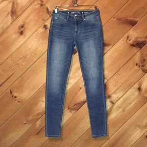 Jennifer Lopez | Blue Skinny Jeans | 6L